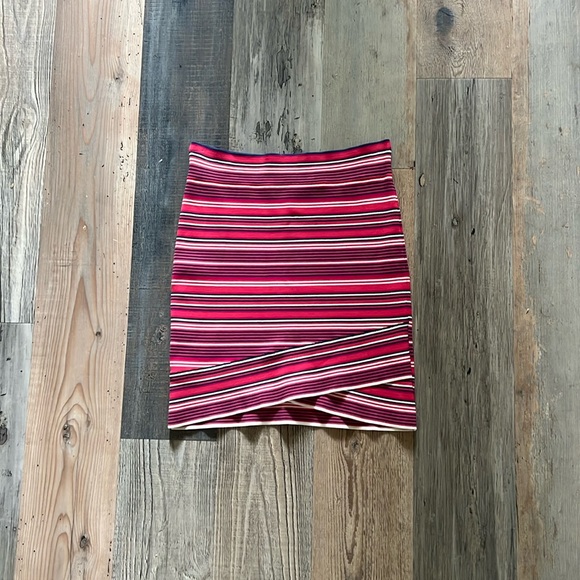 BCBG MAXAZRIA Bright Poppy Multi Ivy Striped Bandage Mini Slim Skirt Size: Small - Picture 2 of 16